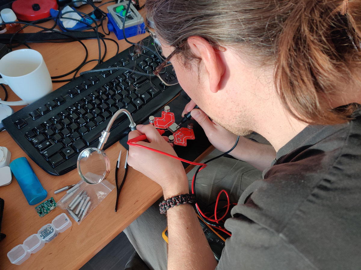 Soldering on the Binx Blinxie